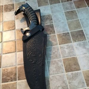 Mortal combat knife